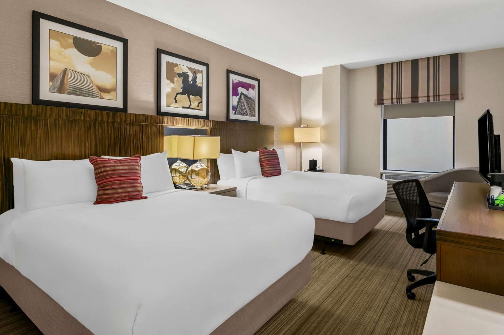 Sonesta Hotel Baltimore Inner Harbor Exterior photo