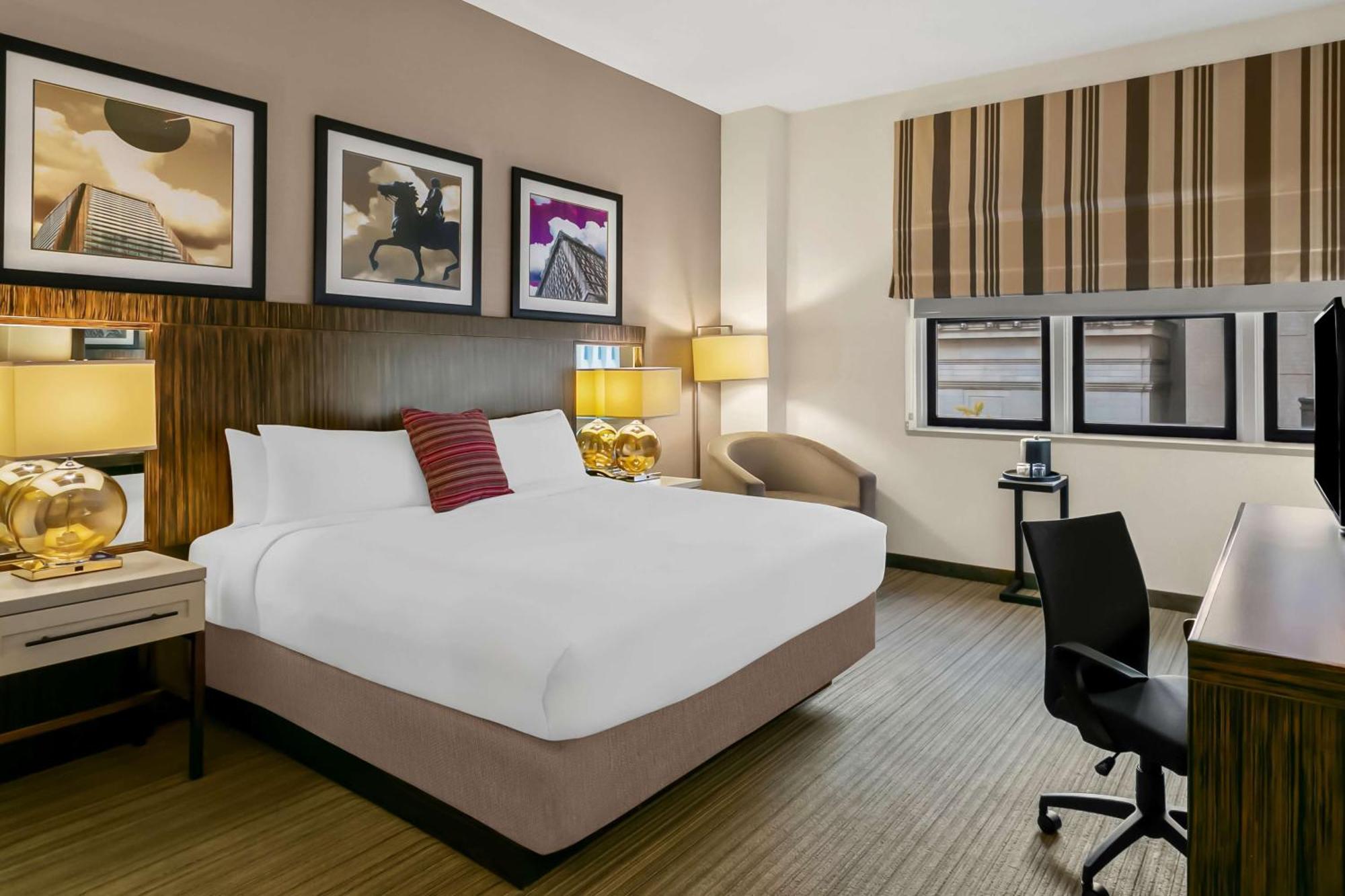 Sonesta Hotel Baltimore Inner Harbor Exterior photo